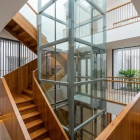 Kích thước tối ưu khi lắp thang máy gia đình nhà 3 tầng giữa lòng cầu thang bộ.